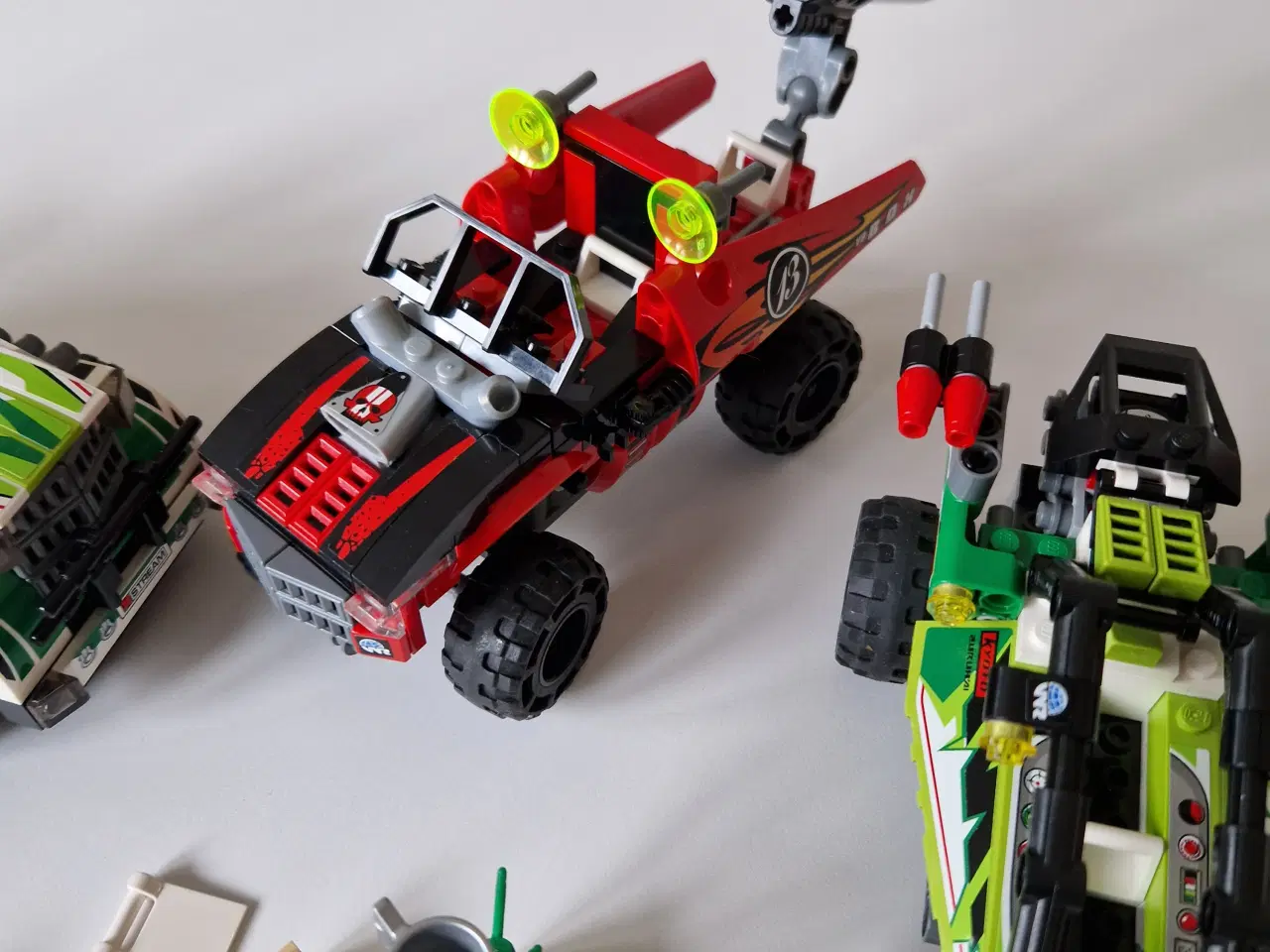 Billede 4 - Lego nr 8864  komplet med samlevejl.   