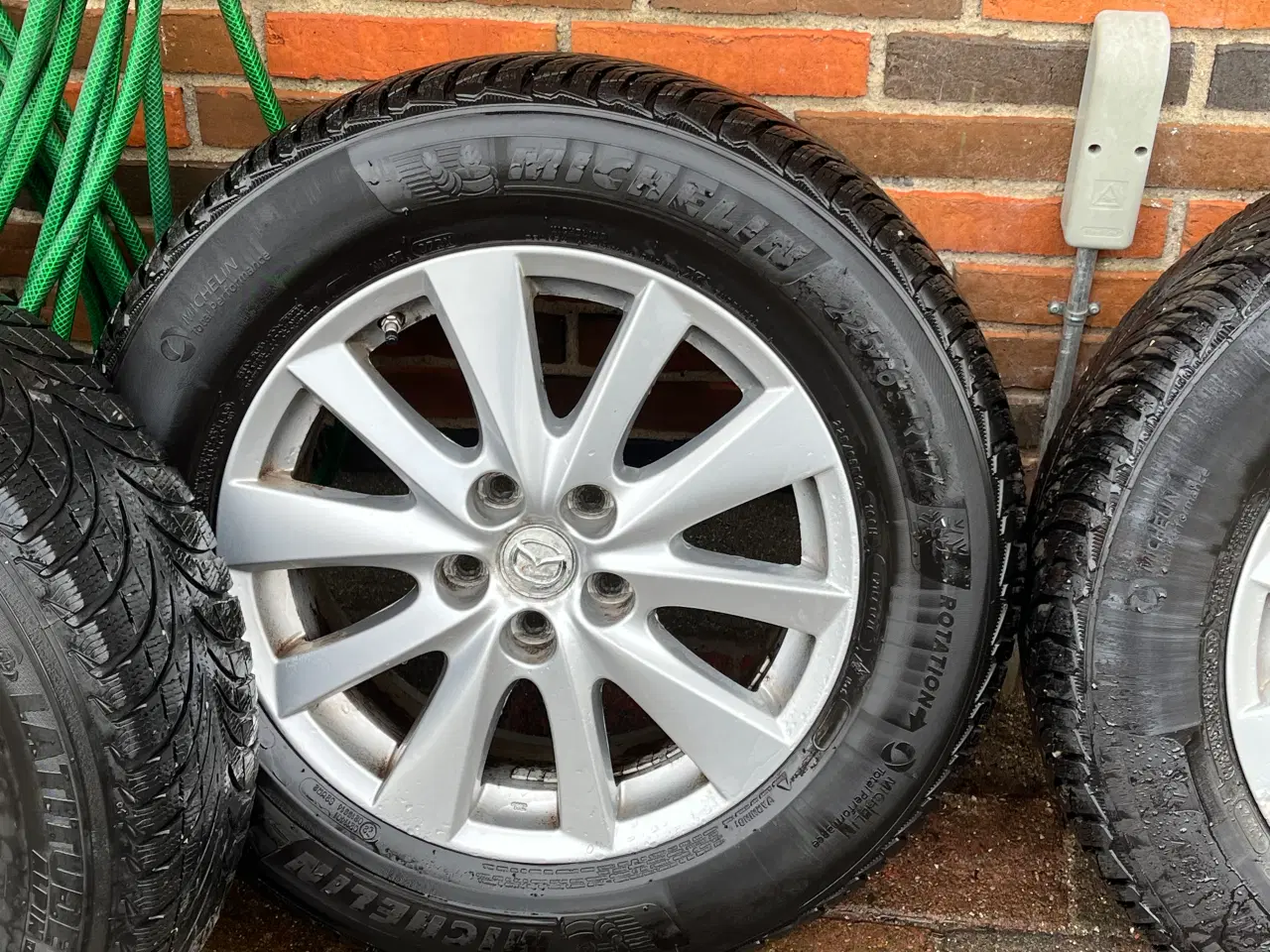 Billede 2 - Dæk på original Mazda cx 5