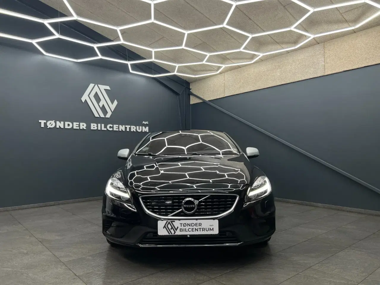 Billede 5 - Volvo V40 2,0 D2 120 R-Design aut.