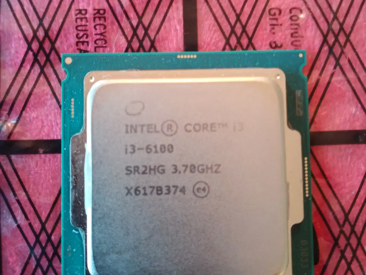 Billede 1 - Cpu i3 3,7ghz Socket: LGA 1151