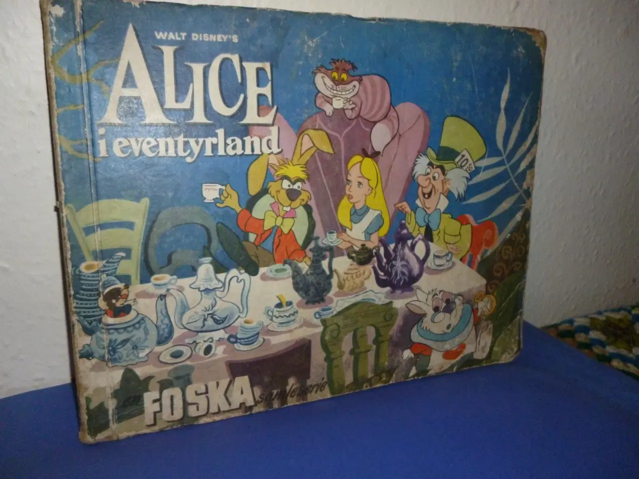 Billede 2 - Alice i Eventyrland.