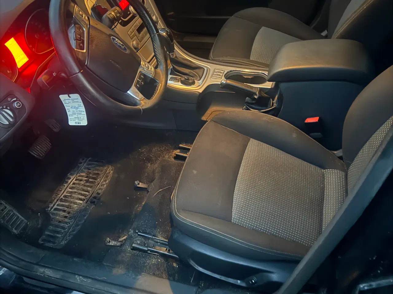 Billede 4 - god Mondeo til salg