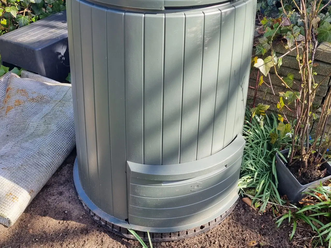 Billede 1 - Kompostbeholder.