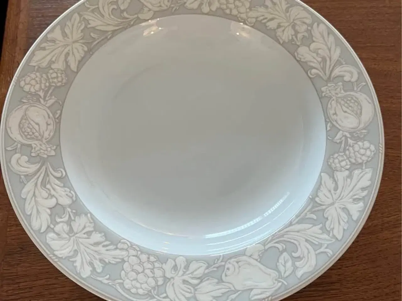 Billede 2 - Pillivuyt Solene fade,skåle,tallerkner,sovsekande