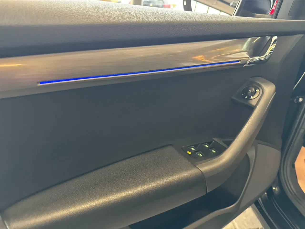 Billede 16 - Skoda Octavia 2,0 TDi 150 Business Line+ Celebration Combi DSG