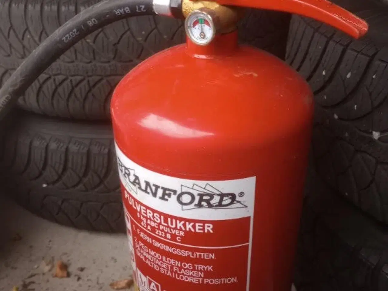 Billede 1 - 6 kg. branford brandslukker brugbar stand