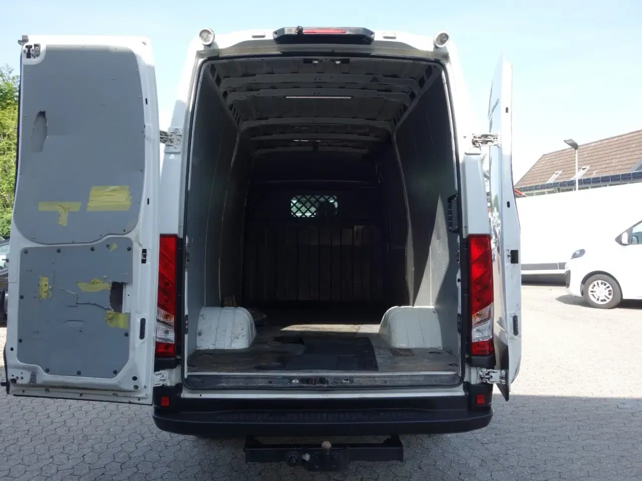 Billede 15 - Iveco Daily 3,0 35C18 12m³ Van AG8