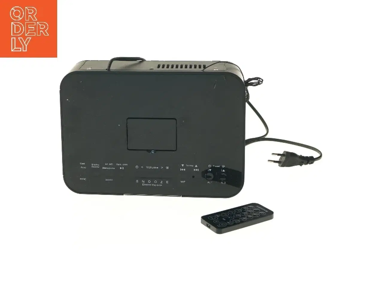 Billede 1 - Silvercrest clock radio med fjernbetjening fra Silvercrest (str. 17x23,5x8 cm)