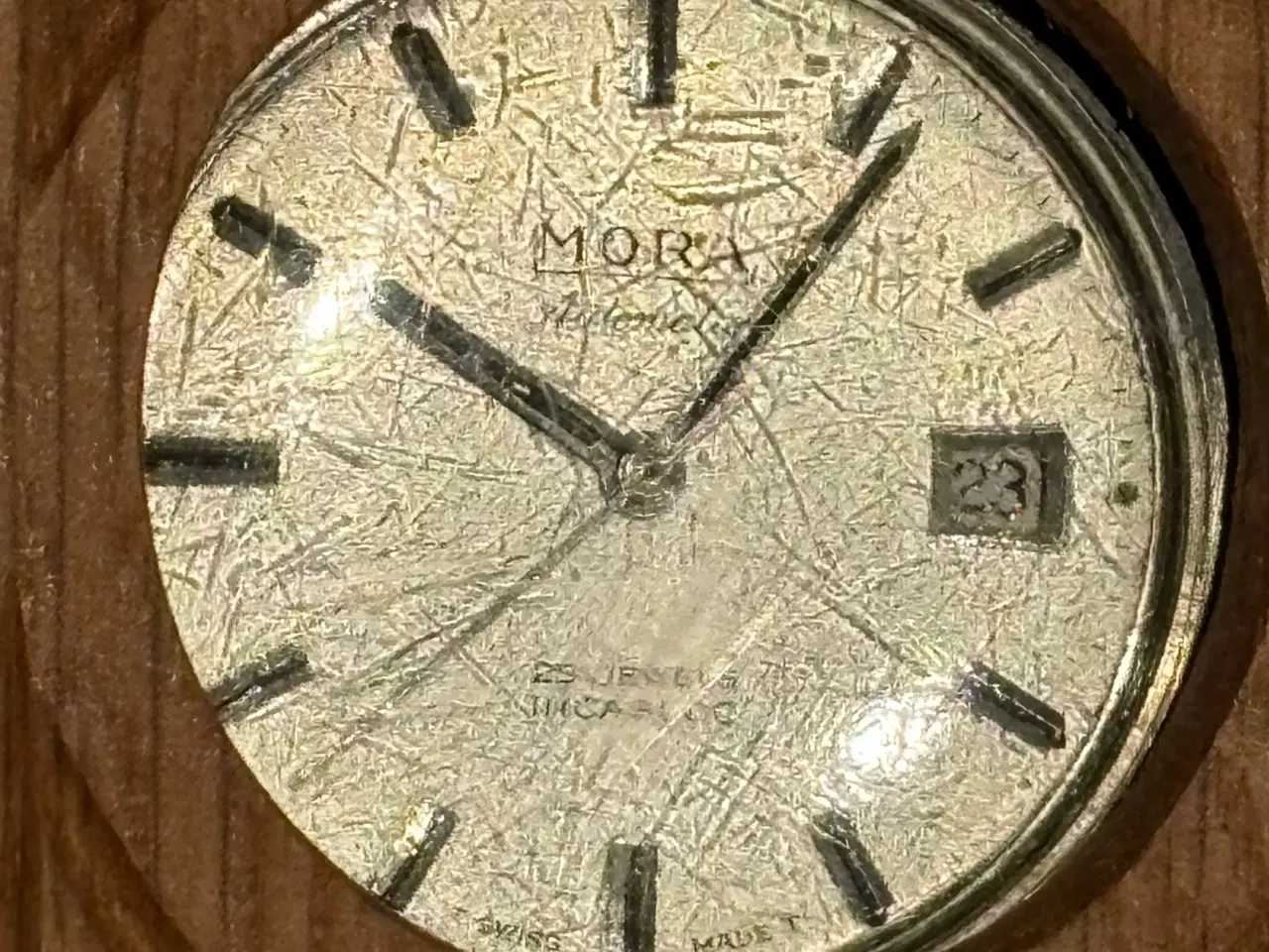 Billede 2 - Armbåndsur i mini kasse