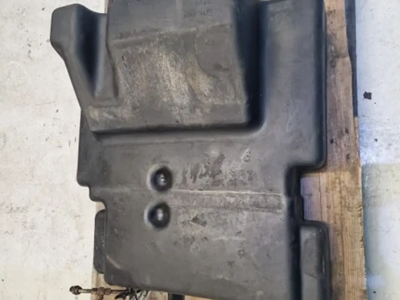 Billede 14 - Case 7130 Dieseltank 137700C4