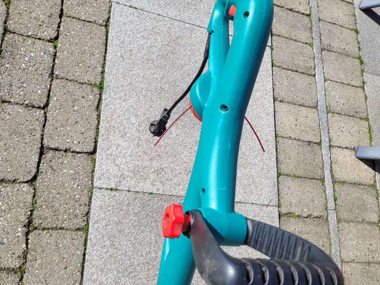 Billede 4 - Bosch kantskærer & græstrimmer 