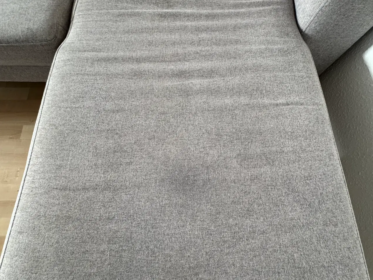 Billede 3 - Grå chaiselongsofa sælges