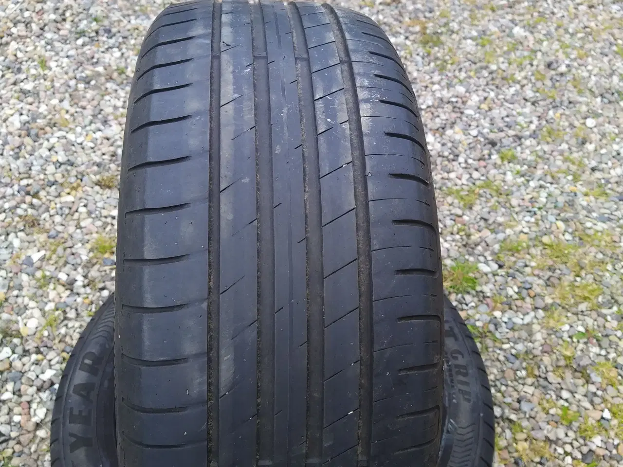 Billede 1 - Sommerdæk 205/55 R15 88V