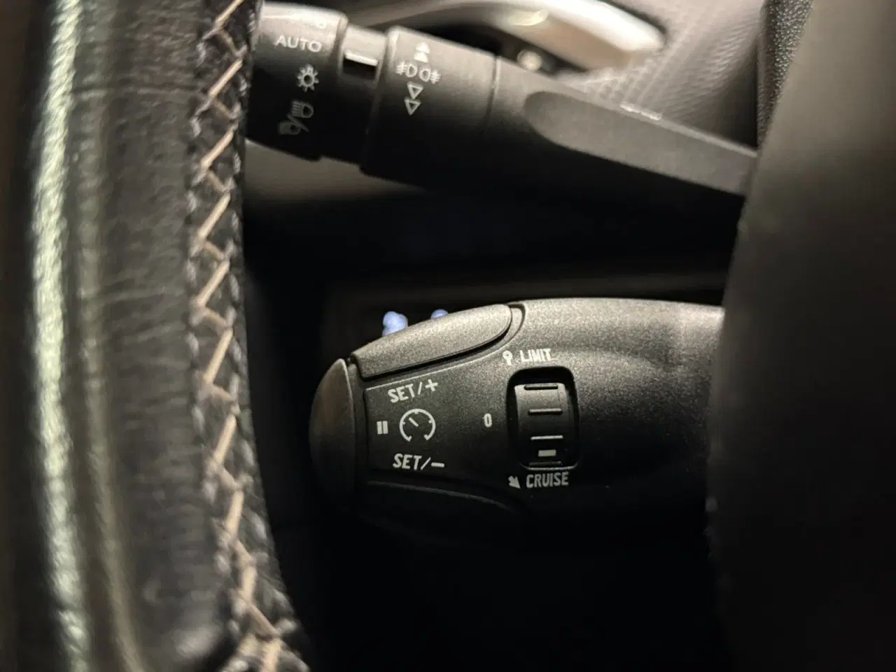 Billede 14 - Peugeot 208 1,6 BlueHDi 100 Allure Sky