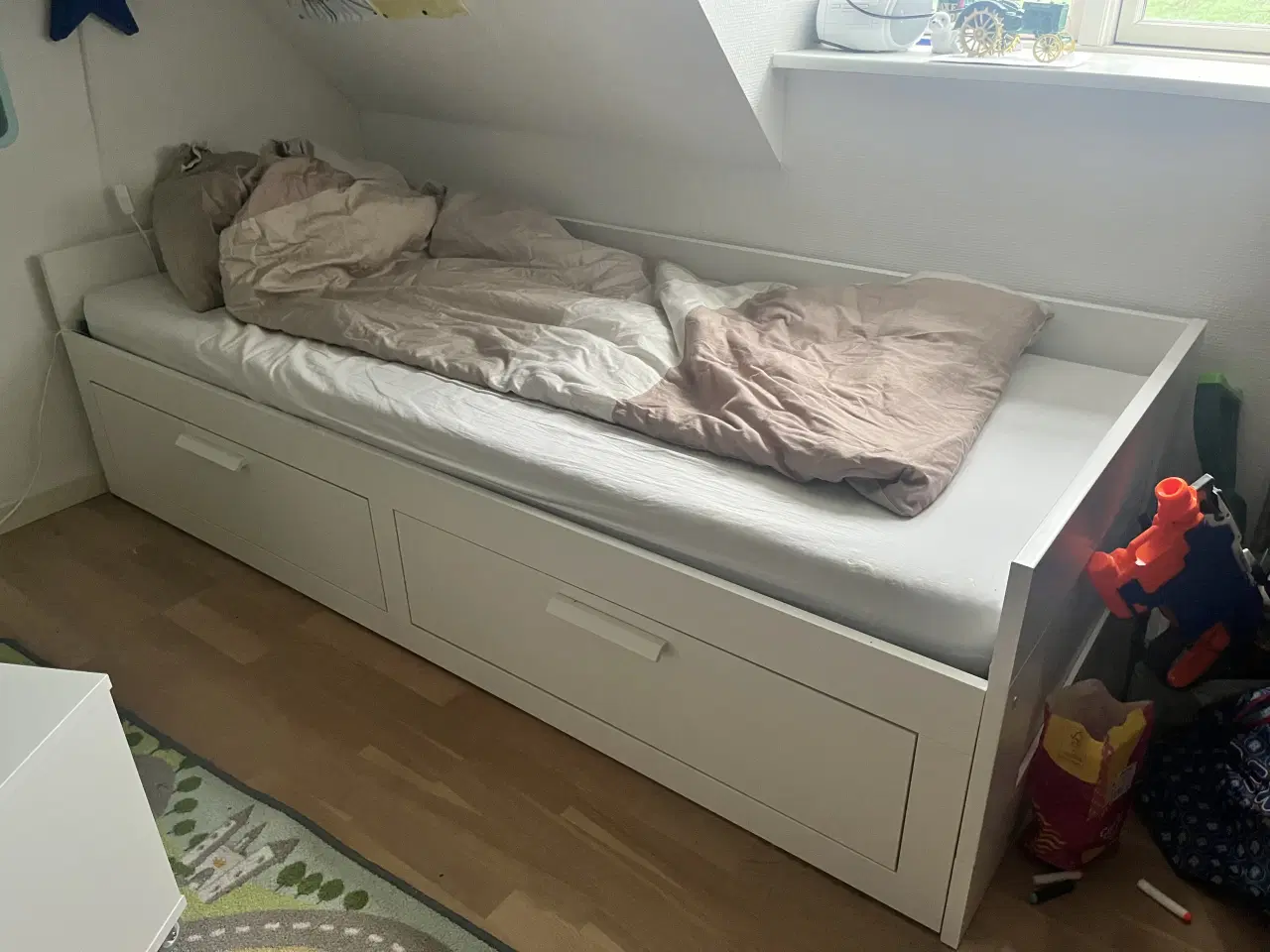 Billede 5 - Udtræksseng BRIMNES fra Ikea