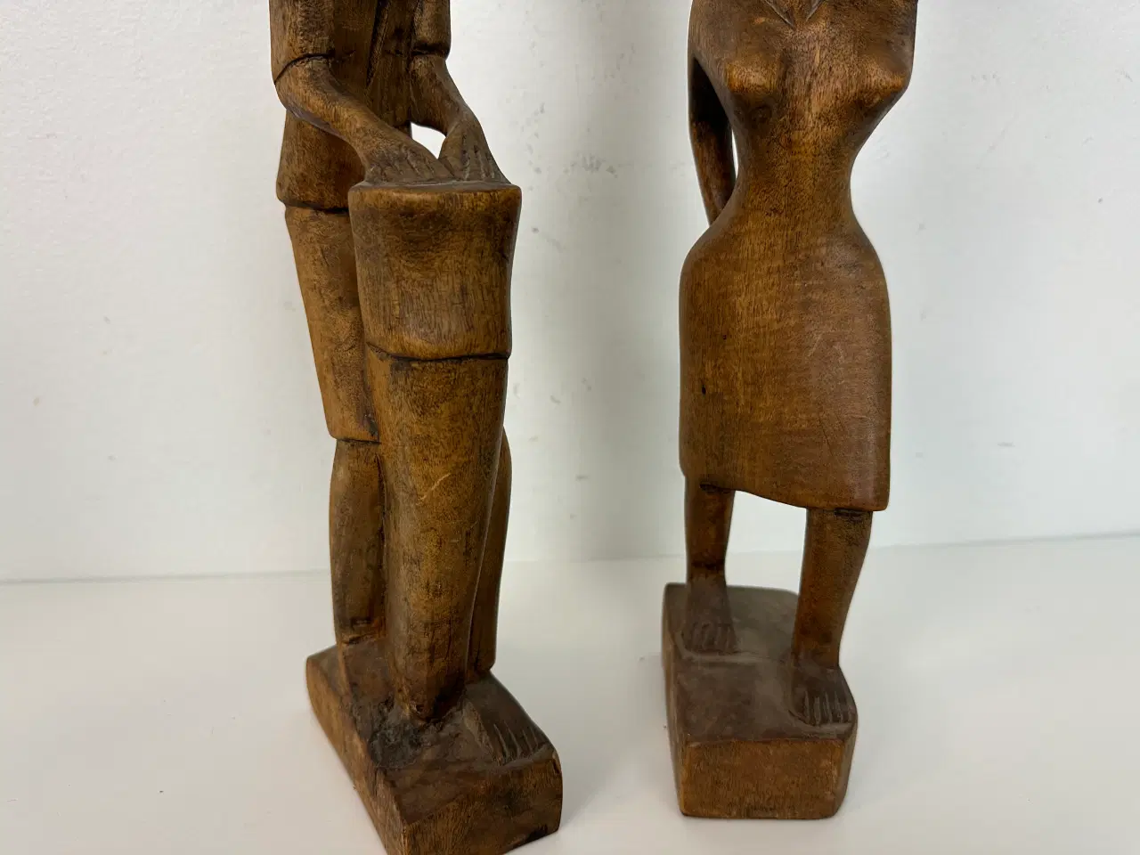 Billede 4 - 2 stk. afrikanske figurer i træ