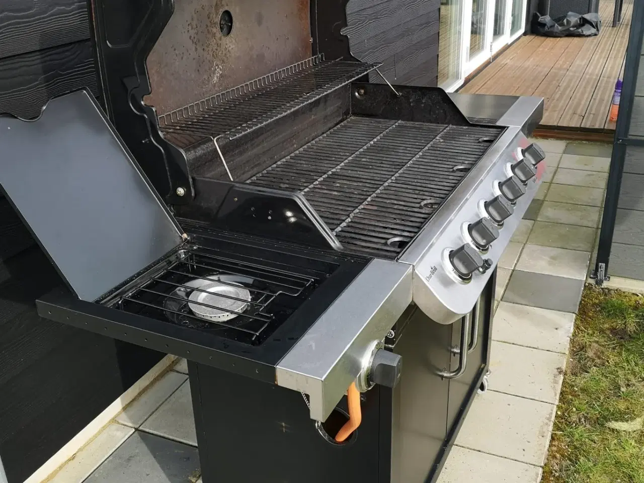 Billede 3 - Char-Broil Convective 640 B XL Gasgrill 