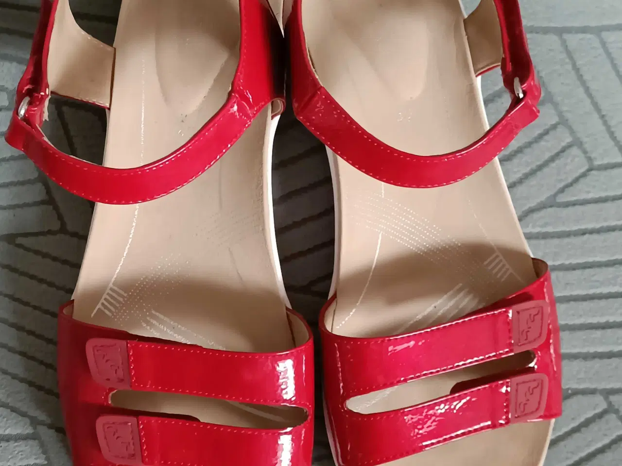 Billede 8 - Ara røde sandaler 42str