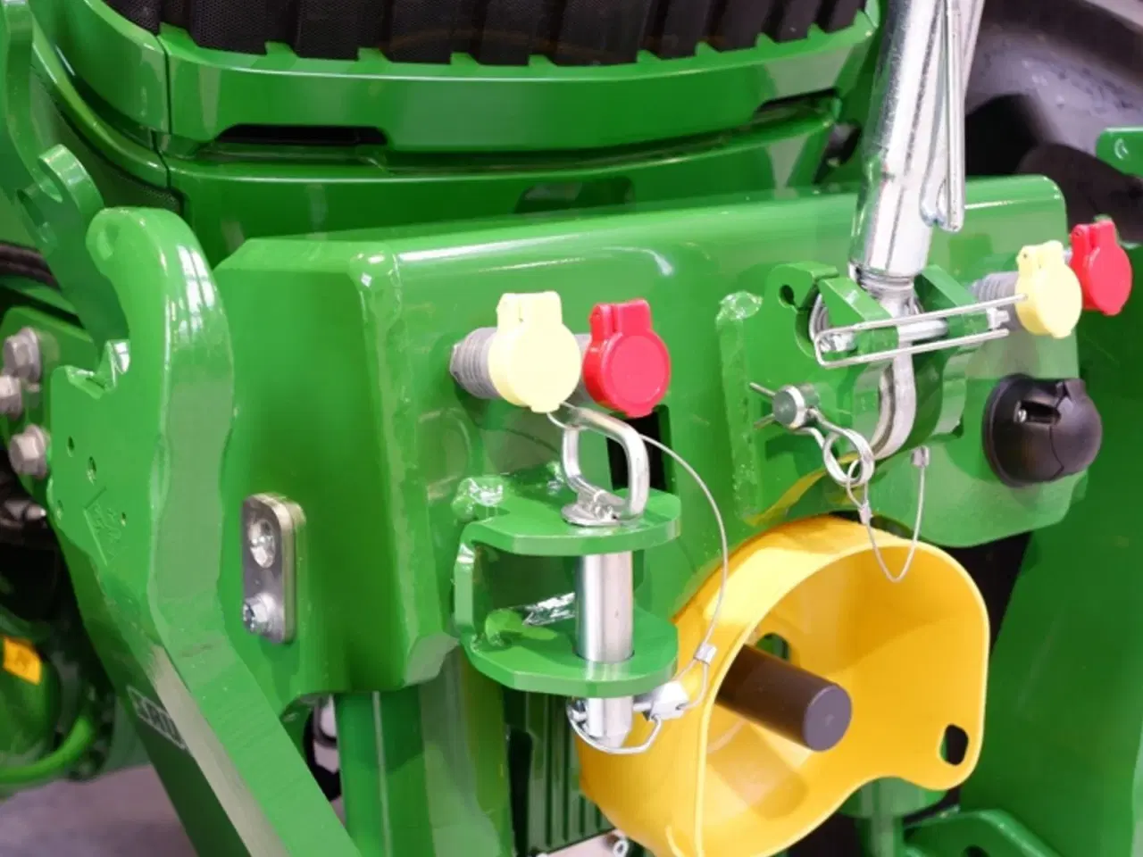 Billede 10 - Sauter Til John Deere Vi kan levere frontlifte til din John Deere traktor til en god pris.