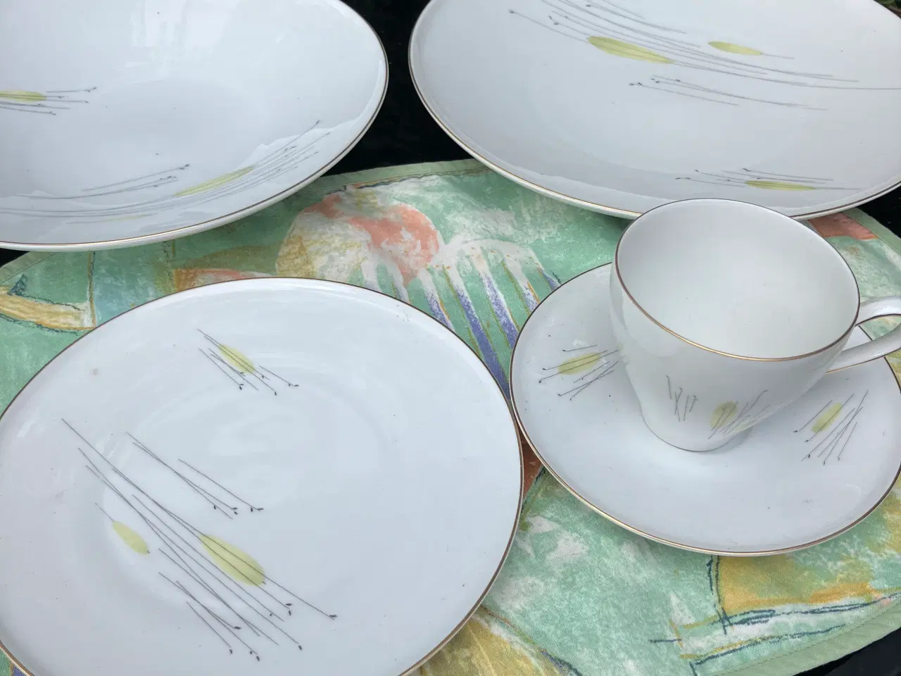 Billede 2 - Kaffestel og spisestel