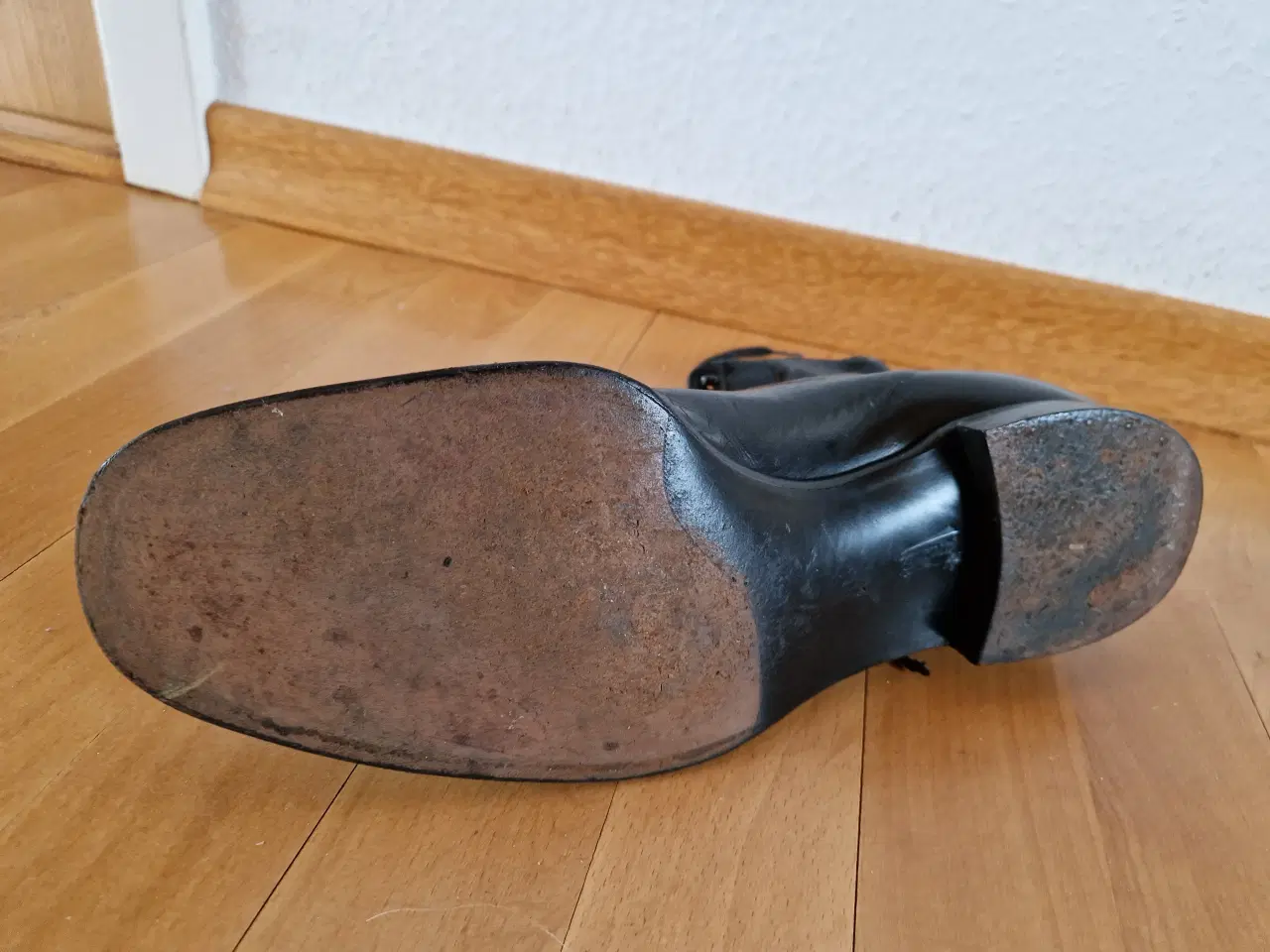 Billede 2 - Kardinal læder støvler str. 46.