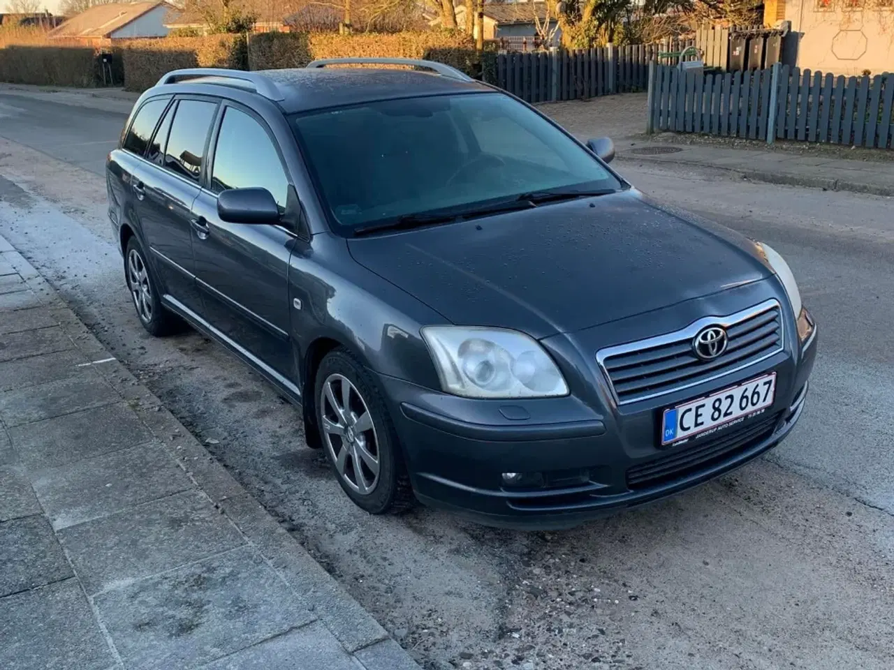 Billede 1 - Toyota Avensis 2,0 