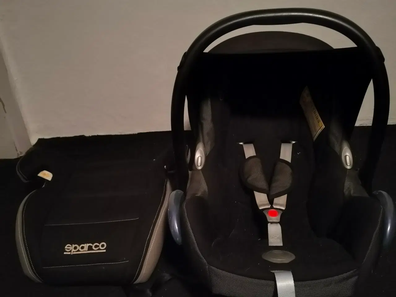 Billede 1 - Maxi-Cosi Autostol og Sparco auto sæde.