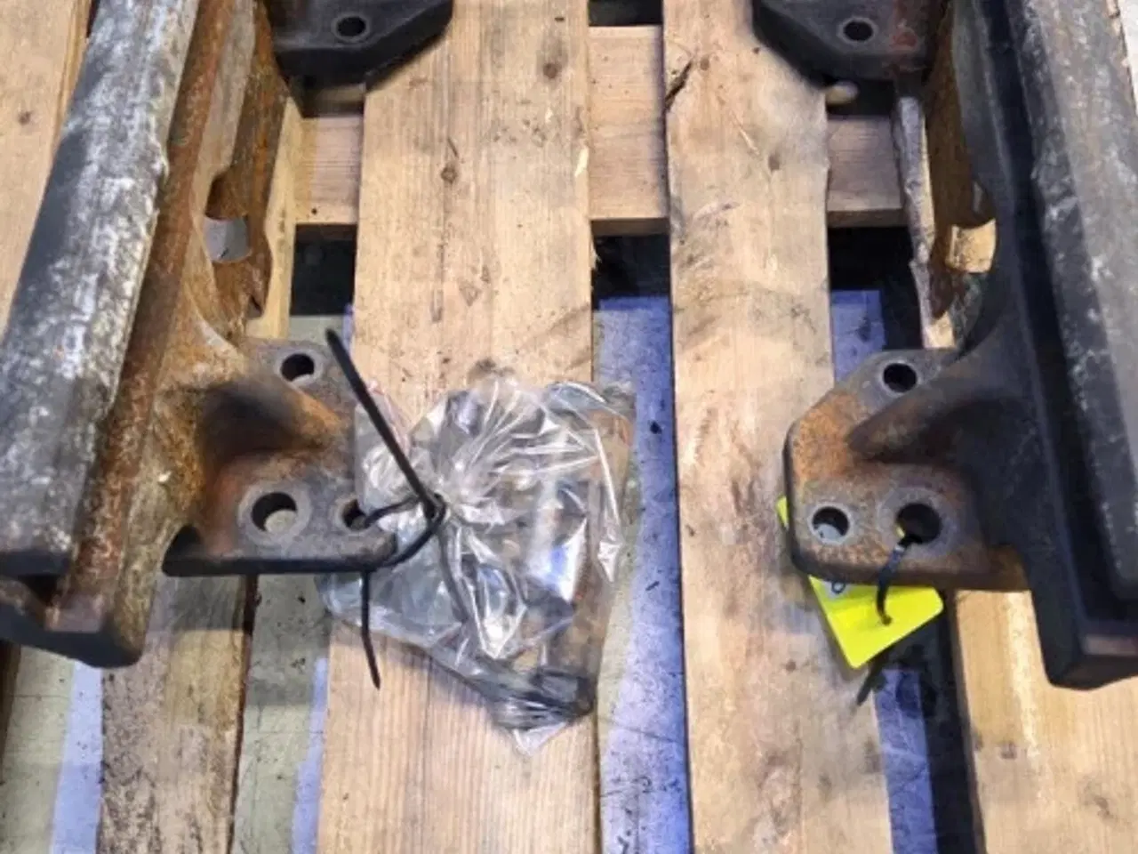 Billede 13 - Valtra  S394   Ramme   835500060530