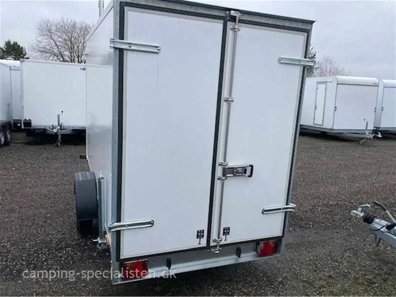 Billede 2 - 2024 - Selandia Cargo trailer 1330 HD 1300 kg   Cargotrailer lille model 2024  hos Camping-Specialisten.dk Aarhus og Silkeborg
