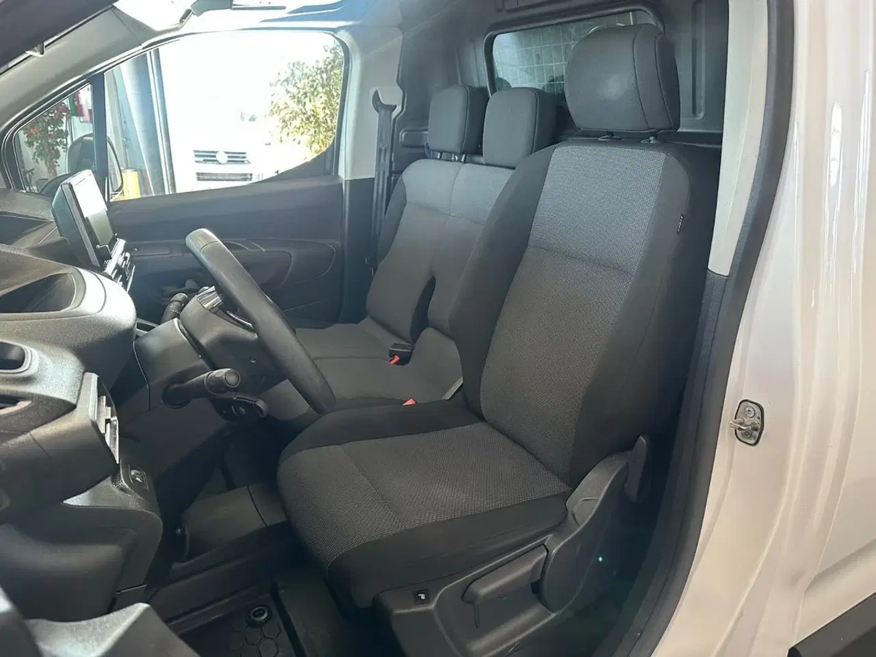 Billede 5 - Peugeot Partner 1,5 BlueHDi 100 L1V1 Plus Van