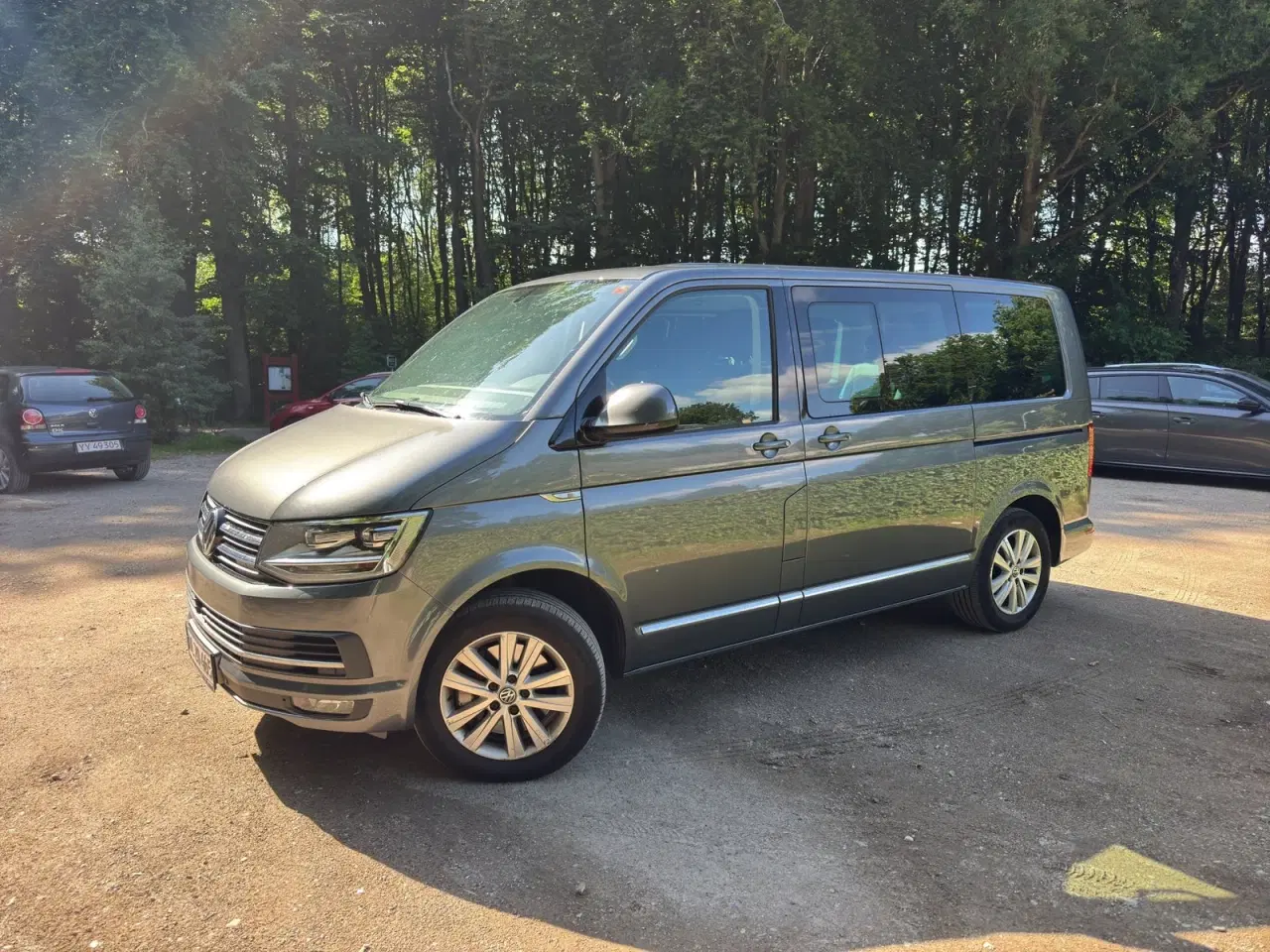 Billede 1 - VW Multivan 2,0 TDi 204 Highline DSG kort