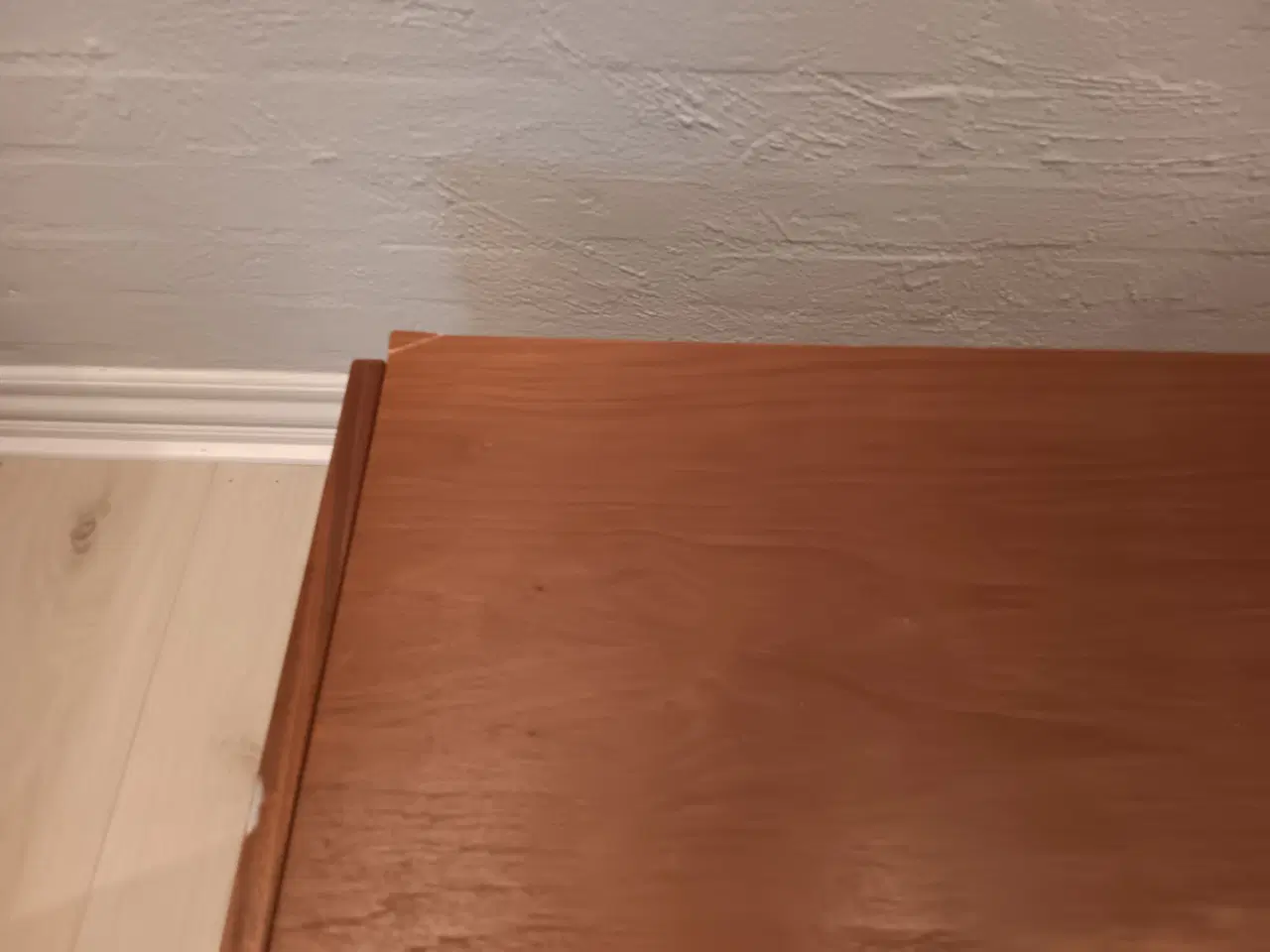 Billede 7 - Teak reolsystem m. ni hylder, et skab og en bladhy