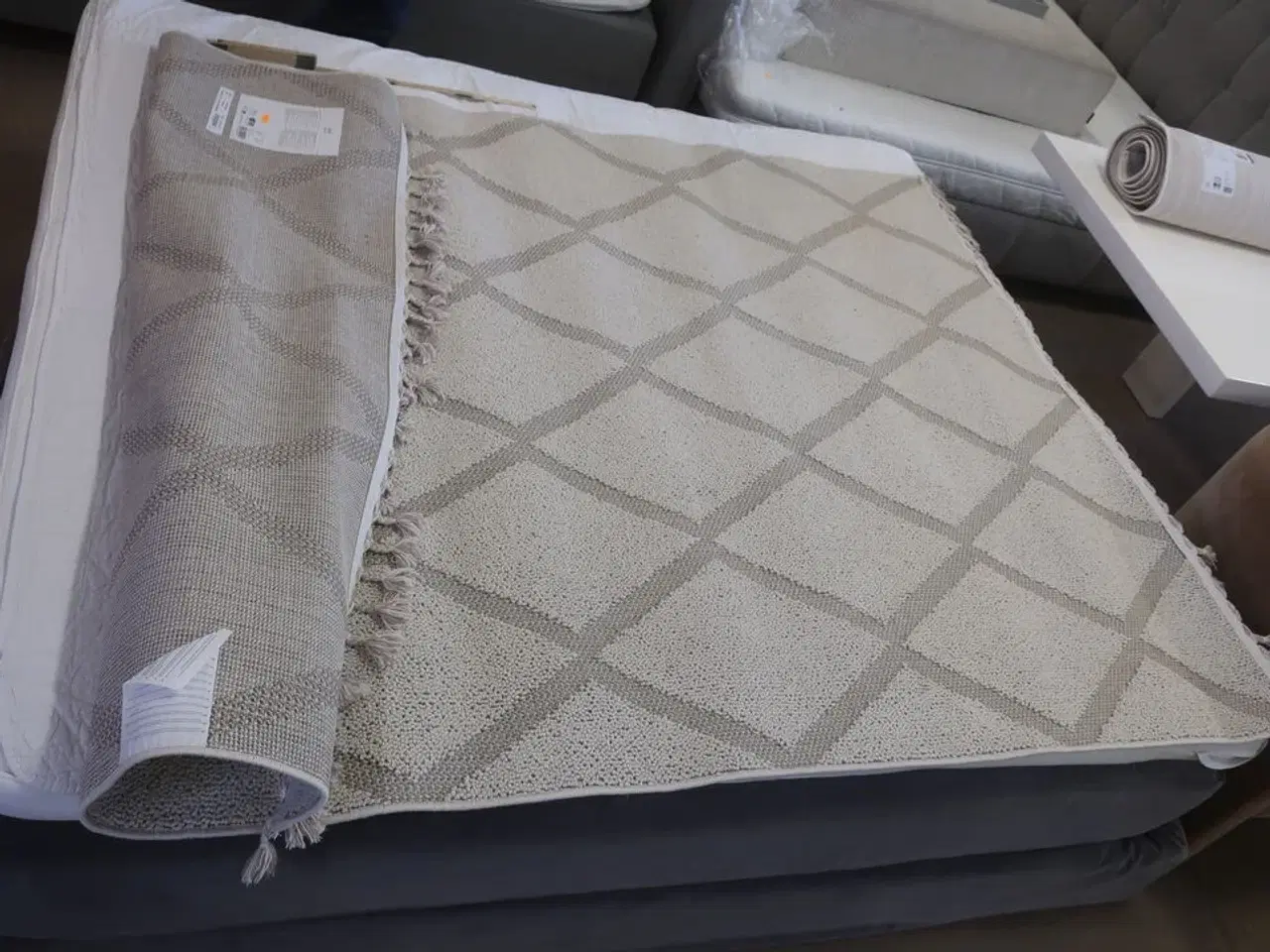Billede 1 - Tæppe RYPESTARR RUG 160 x 230 cm