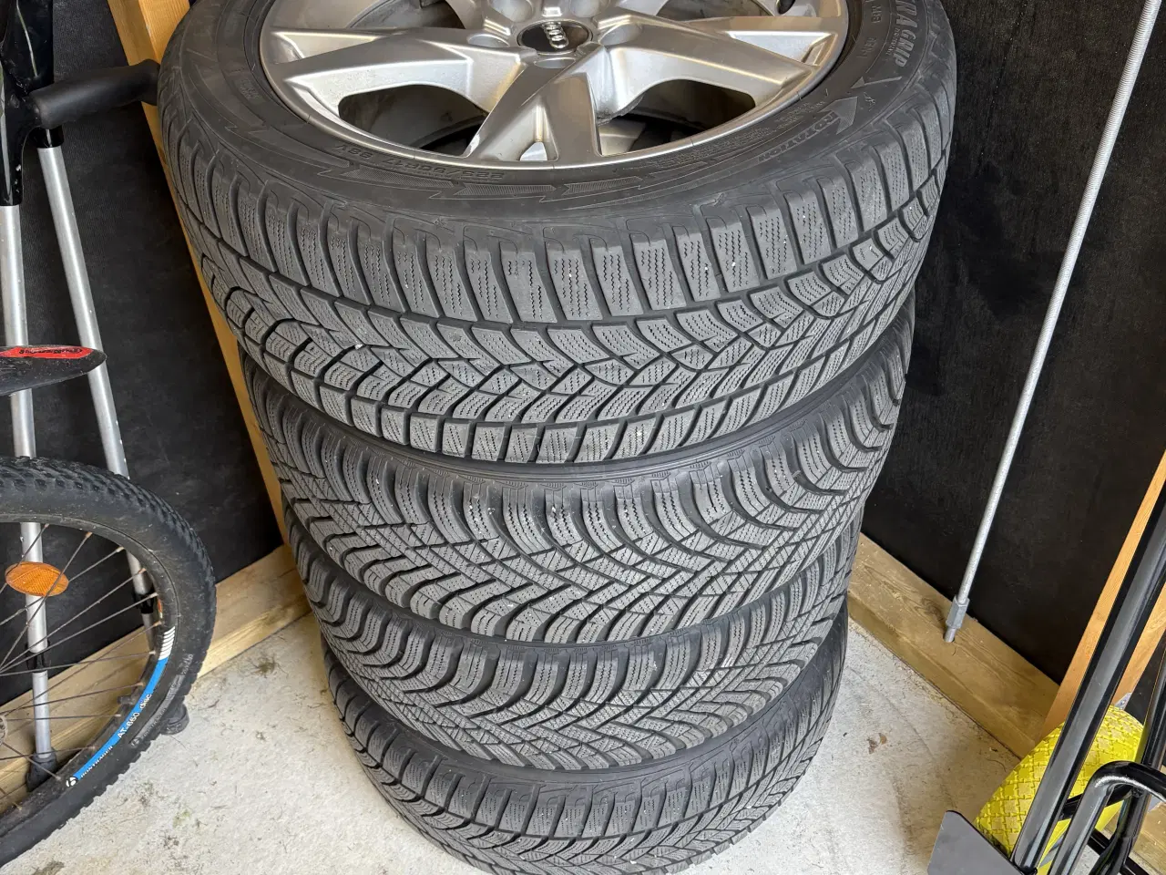 Billede 2 - Audi fælge 17” med dæk