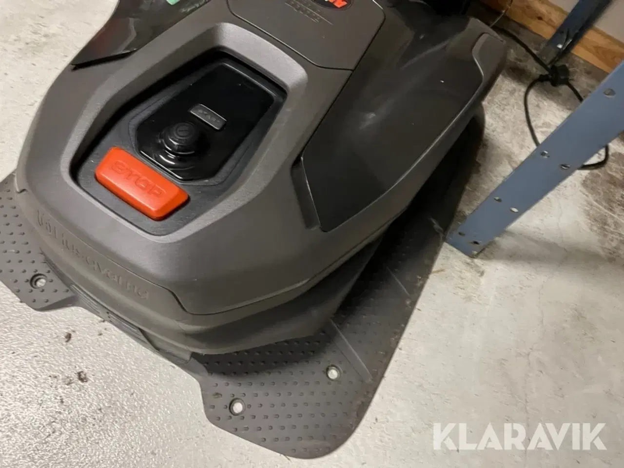 Billede 4 - Robot plæneklipper Husqvarna 305E Nera