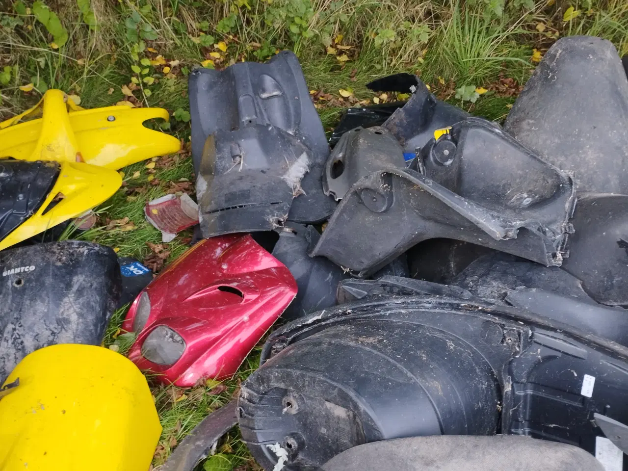 Billede 1 - Reservedele til scootere 