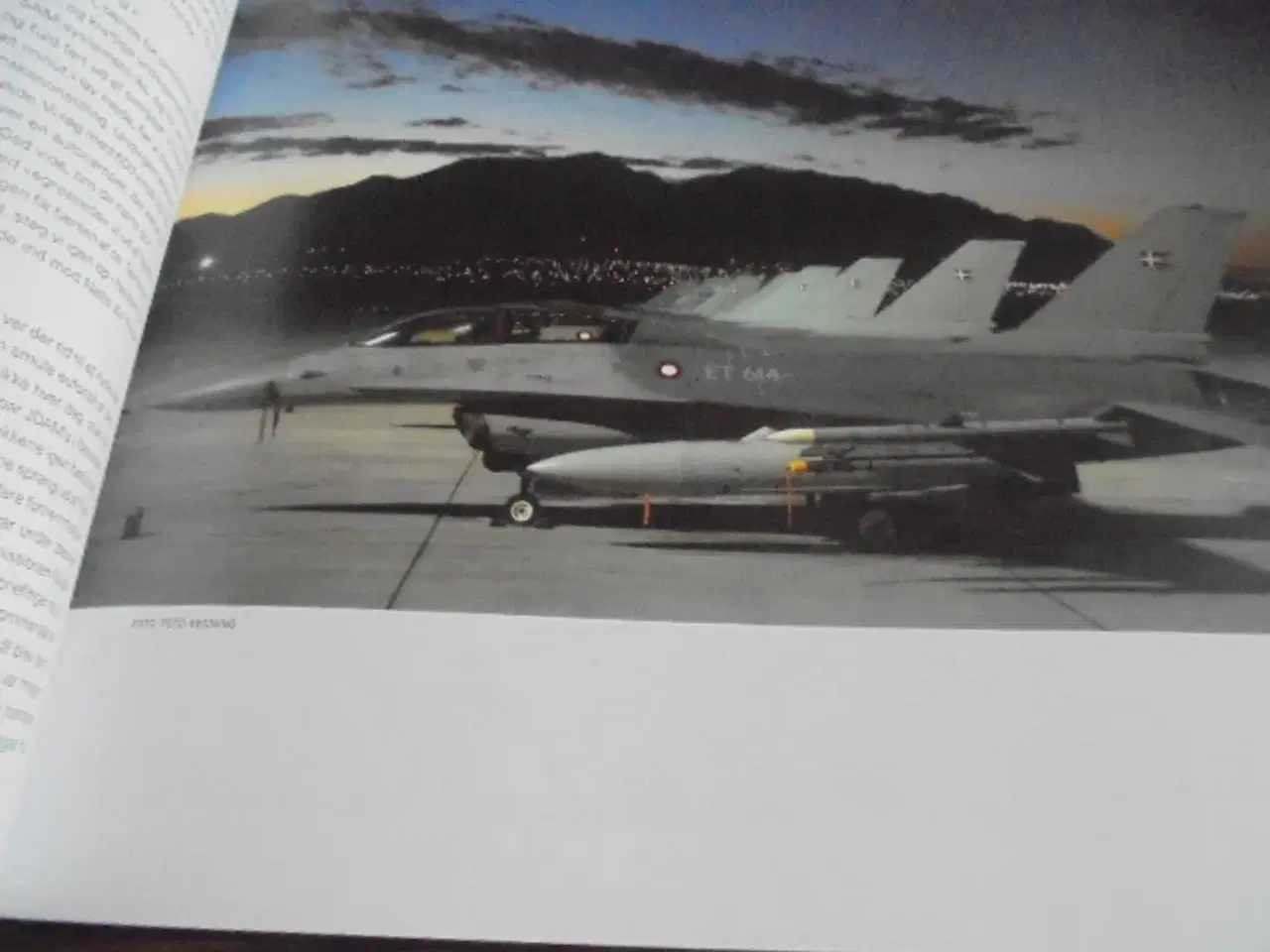 Billede 7 - F-16 – oplevelser på danske vinger – fin stand  