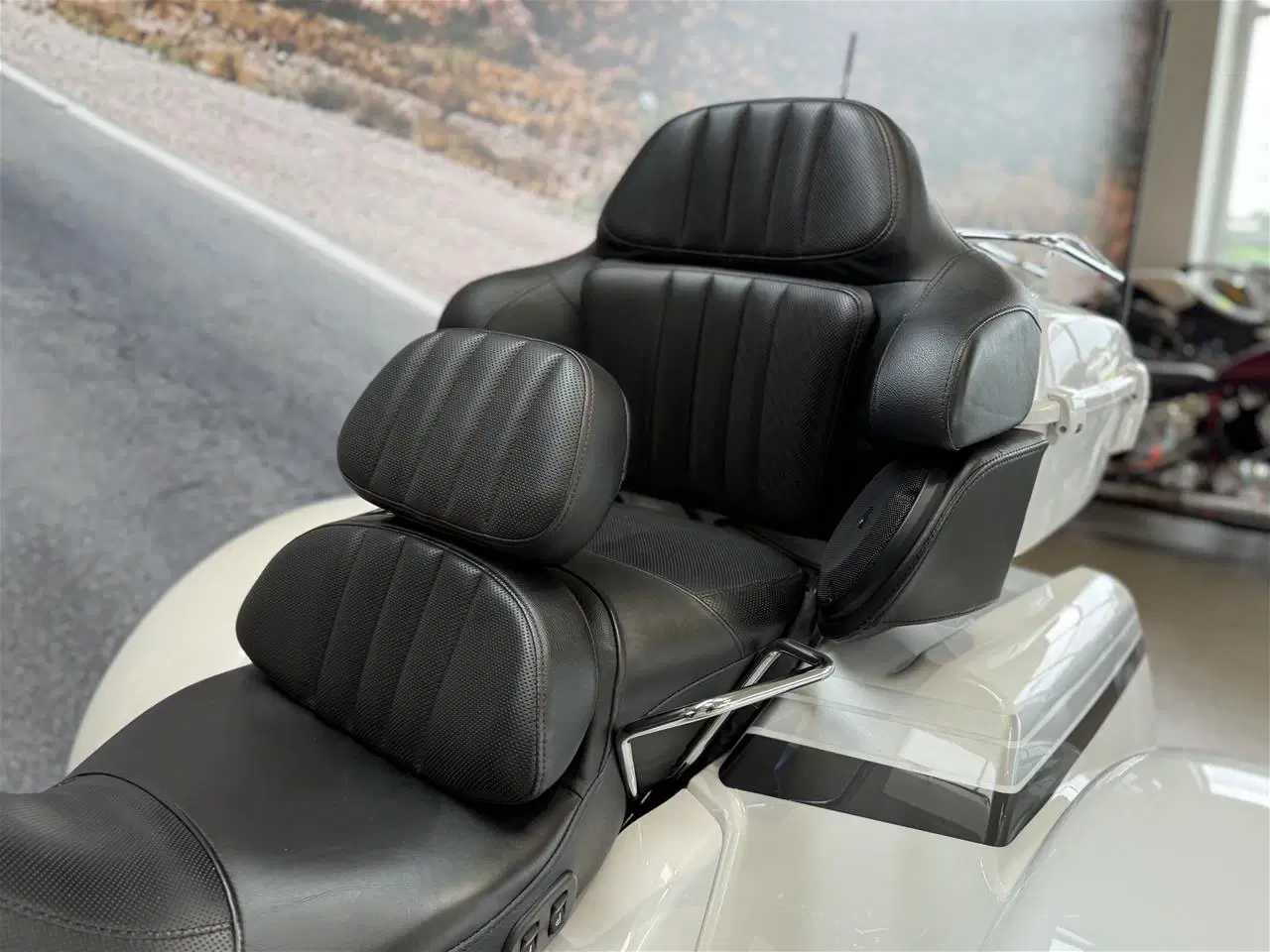 Billede 21 - Harley-Davidson FLHTCUTGSE Tri Glide Ultra CVO 117" Trike