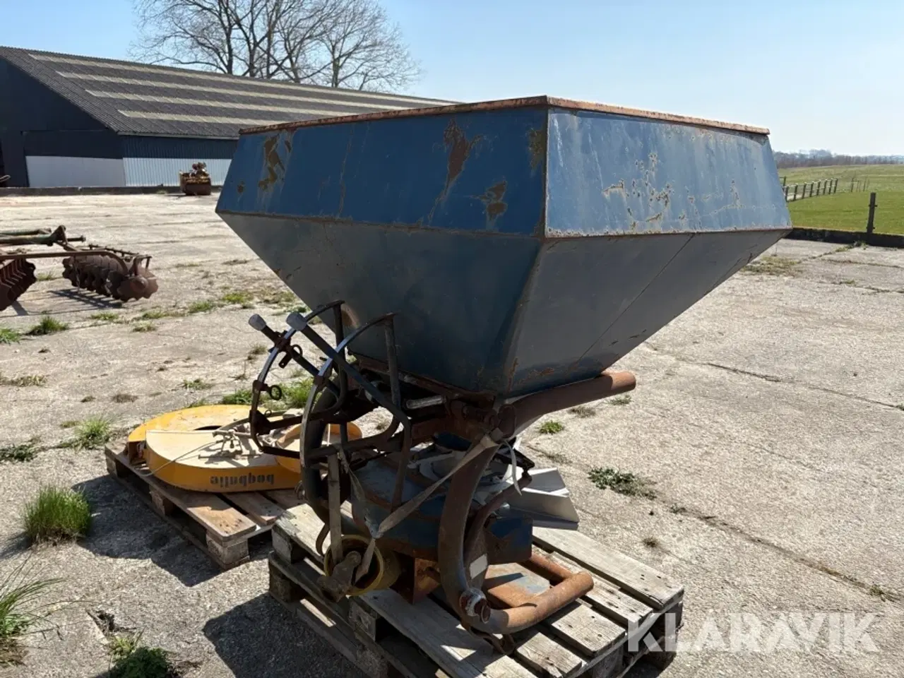 Billede 3 - Gødningsspreder Bøgballe B 700