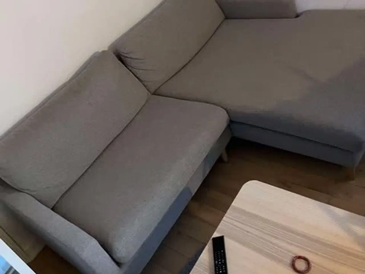 Billede 1 - Lysegrå sofa