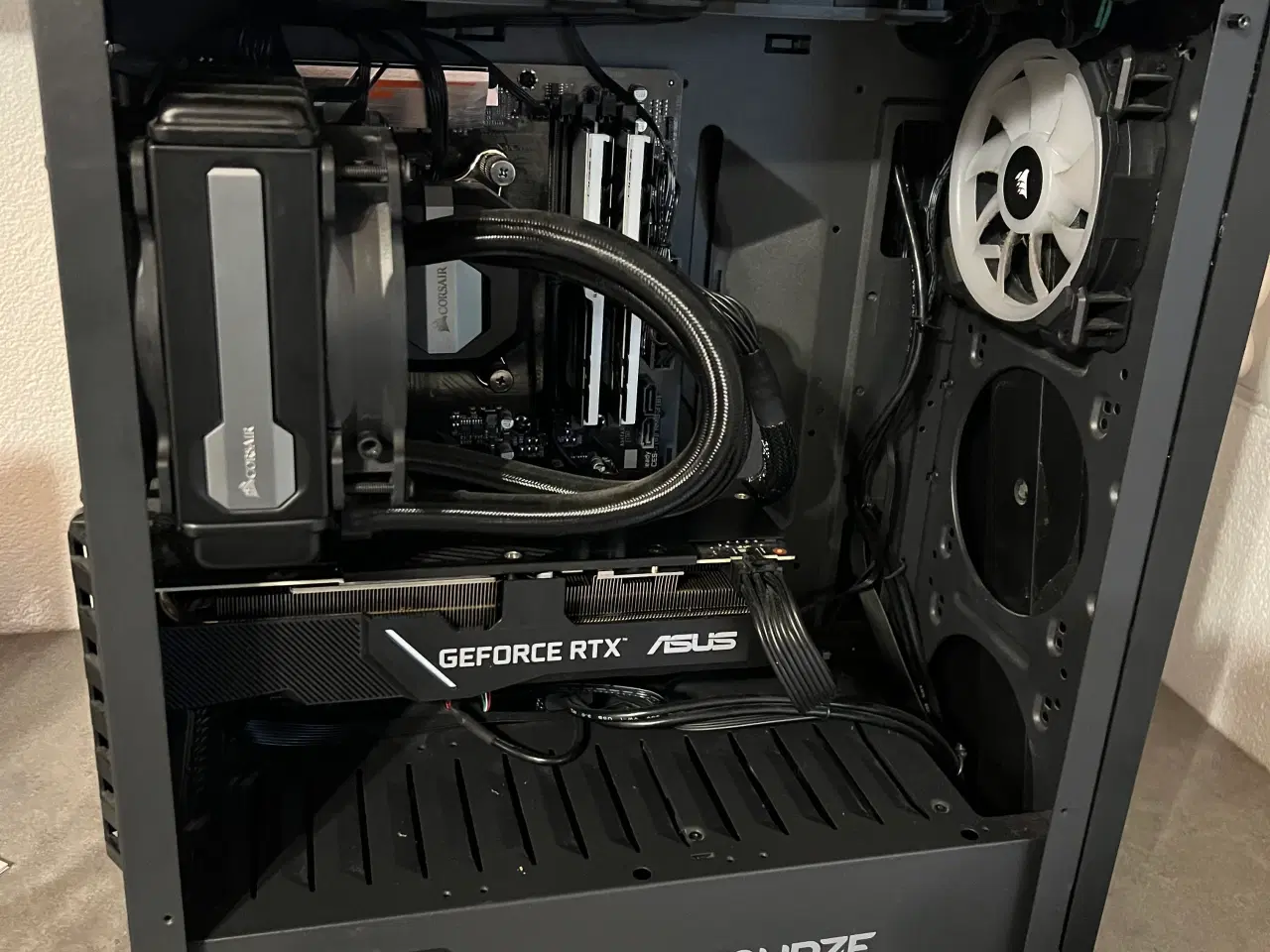 Billede 2 - Gaming PC med Ryzen 5 & RTX 2060 Super – Klar til 