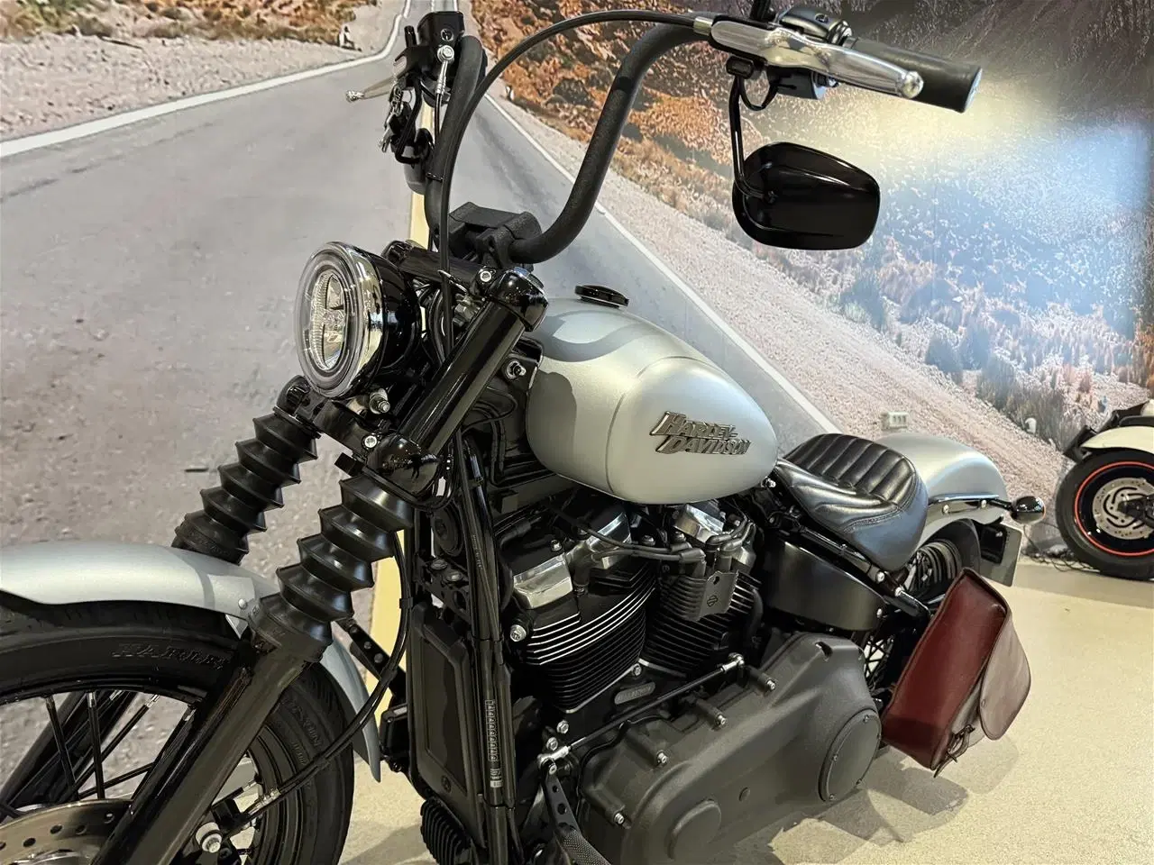 Billede 24 - Harley-Davidson FXBB Street Bob 107"