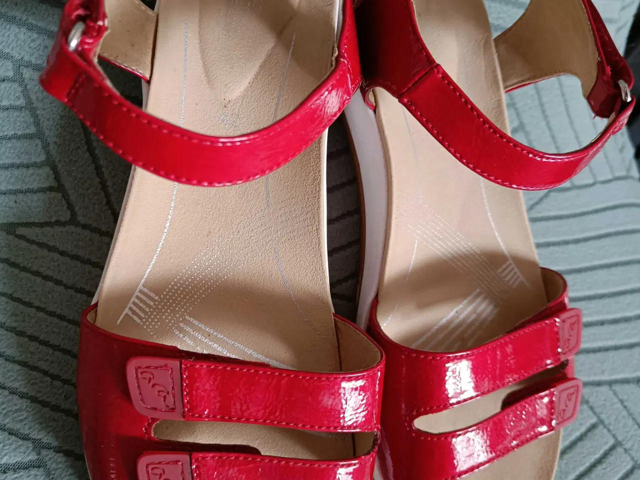 Billede 2 - Ara røde sandaler 42str