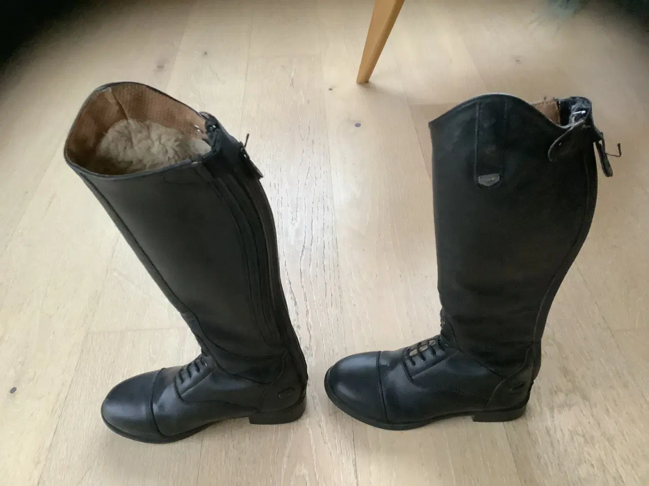 Billede 3 - Børne ridestøvler foret i str. 35