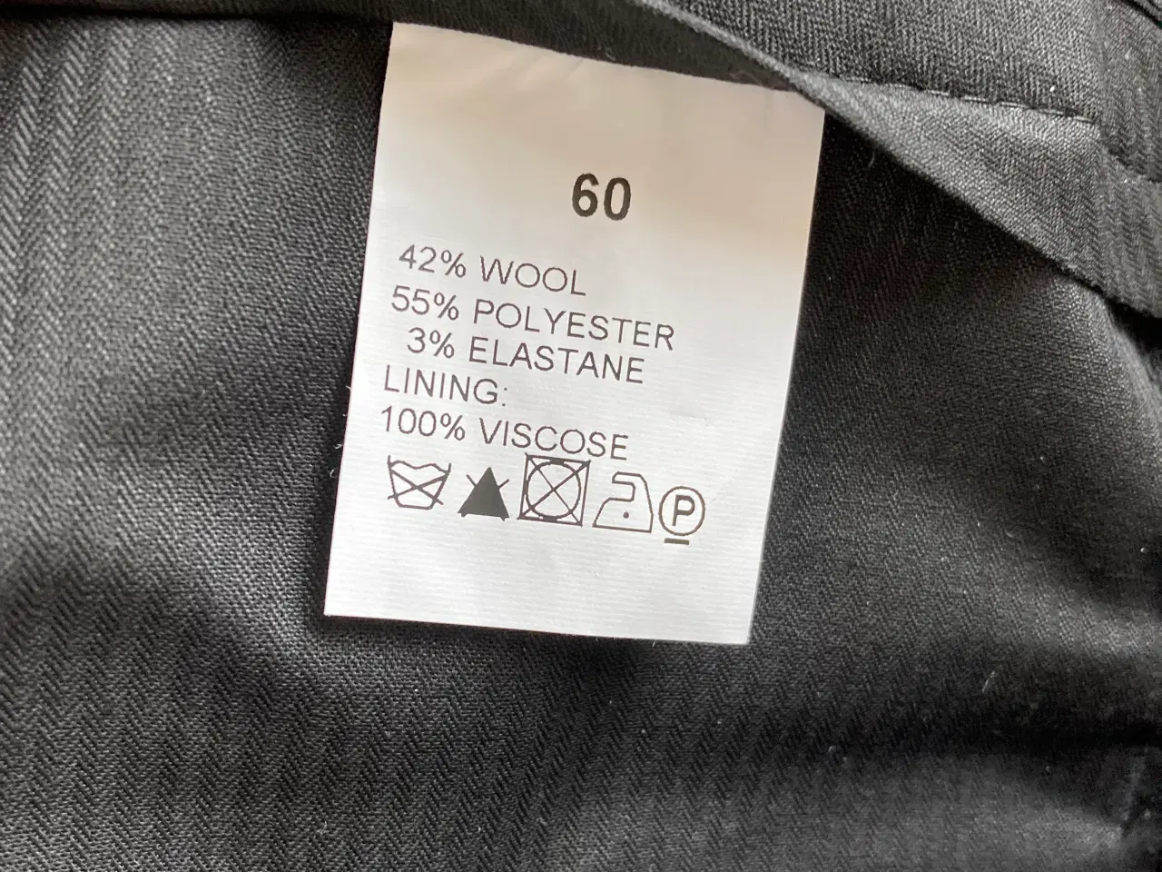 Billede 4 - Kjolesæt Schildt