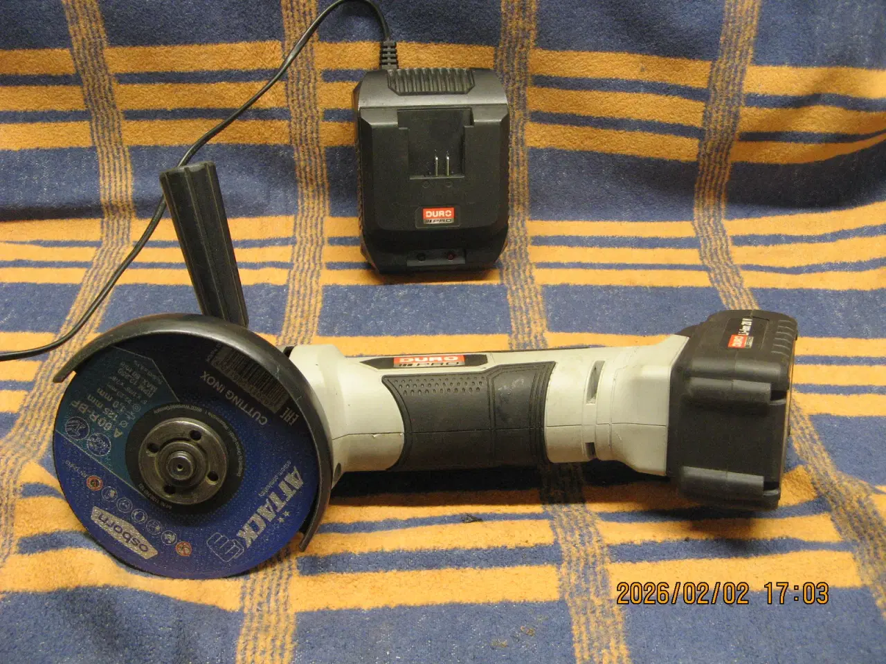 Billede 2 - Aku.Vinkelsliber med 20 volts bateri 