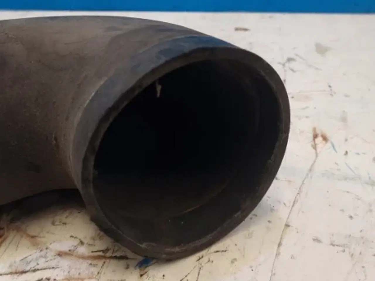 Billede 3 - Massey Ferguson 40 Gummibøjning F. Luftfilter 46421300