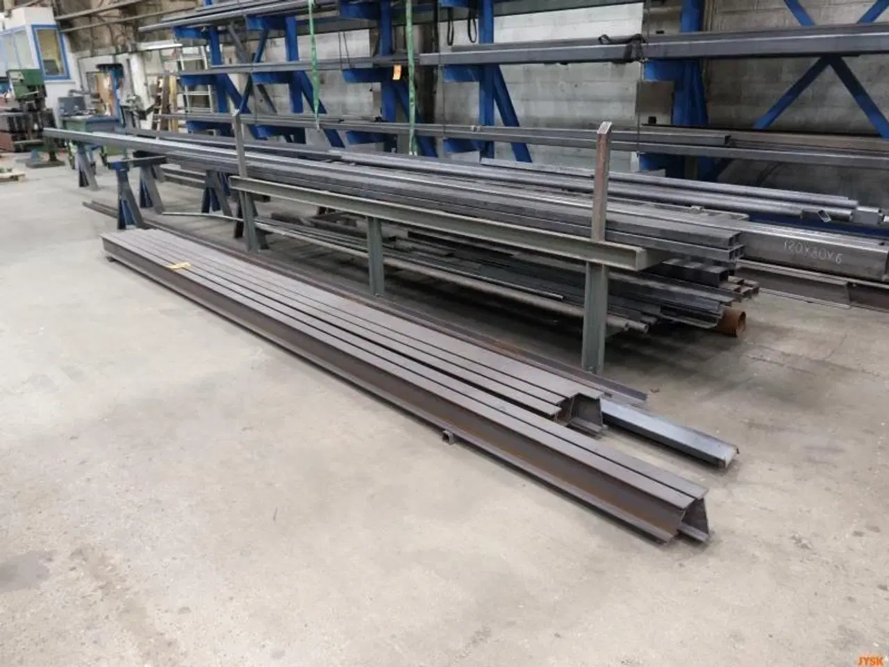 Billede 1 - PARTI MED JERN P