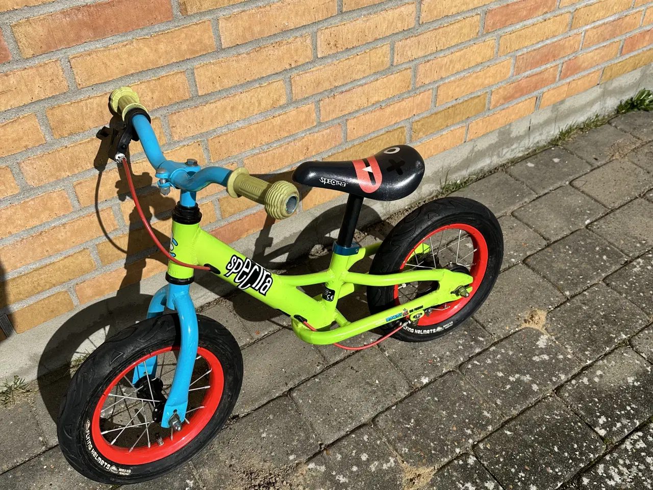 Billede 2 - Løbecykel til børn