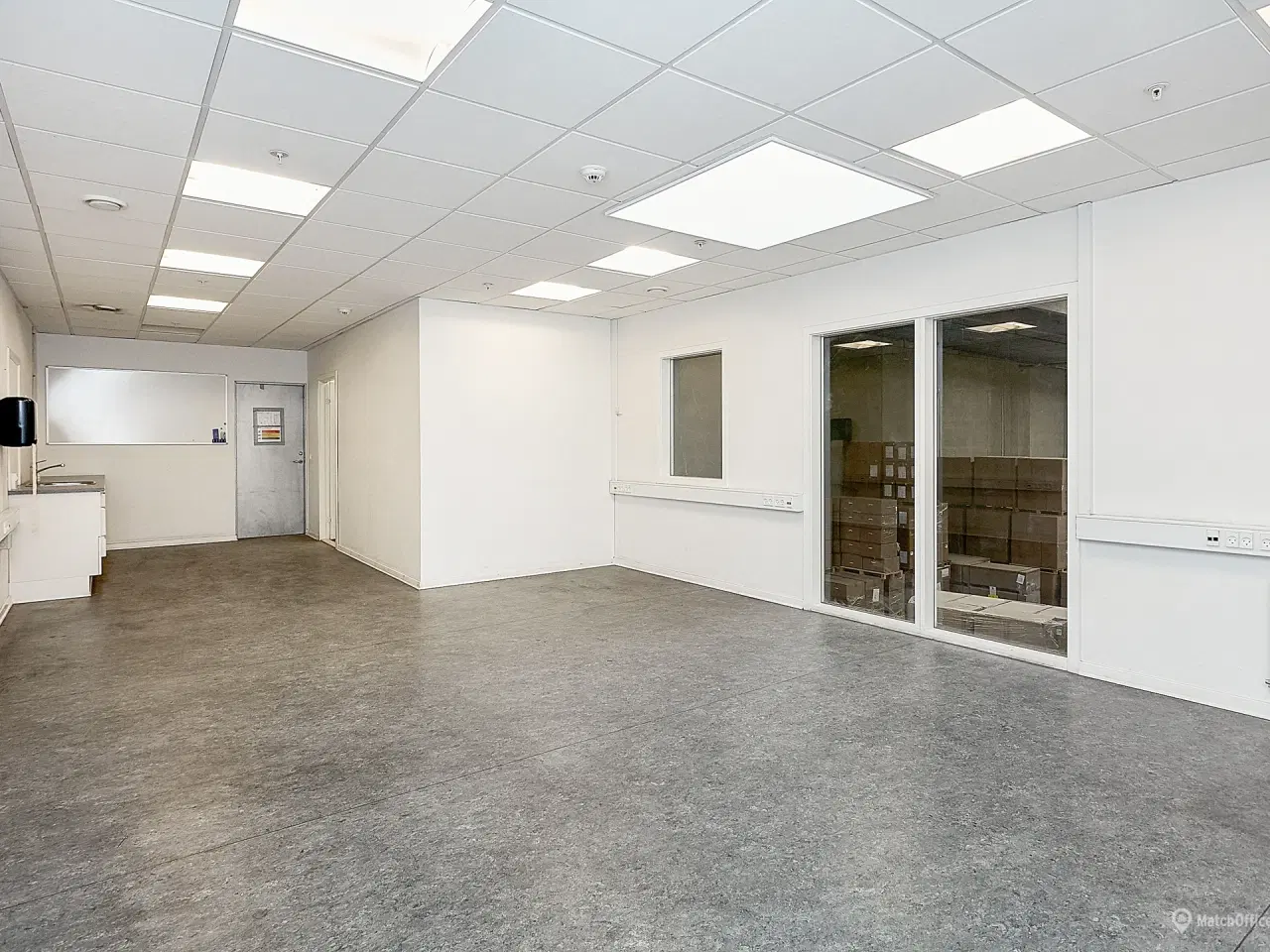 Billede 17 - Logistikejendom fra 2008 på Egeskovvej 8 i Horsens tæt på E45